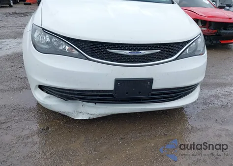 2020 Chrysler Voyager Lxi z USA, uszkodzony, nr VIN 2C4RC1DG1LR151578